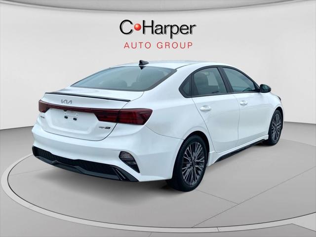2024 Kia Forte GT-Line 2024 Kia Forte GT-Line