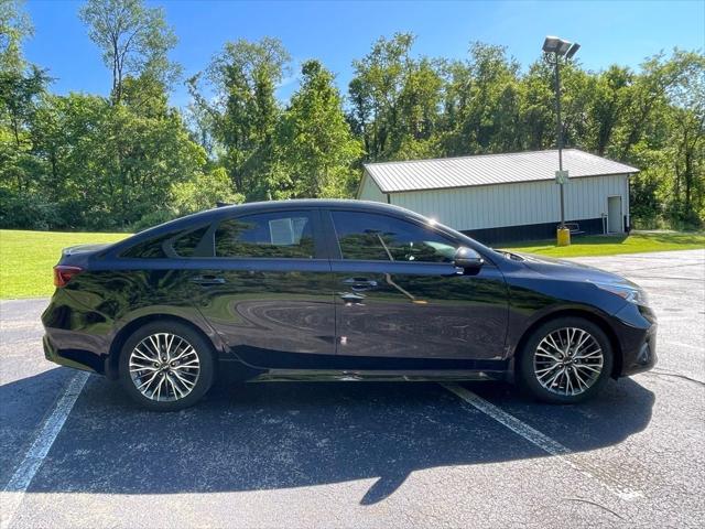 2022 Kia Forte GT-Line 2022 Kia Forte GT-Line