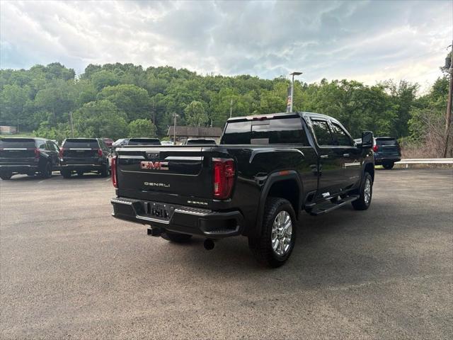2023 GMC Sierra 2500HD 4WD Crew Cab Standard Bed Denali