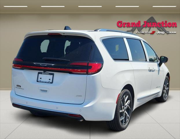 2027 Chrysler Pacifica Pinnacle