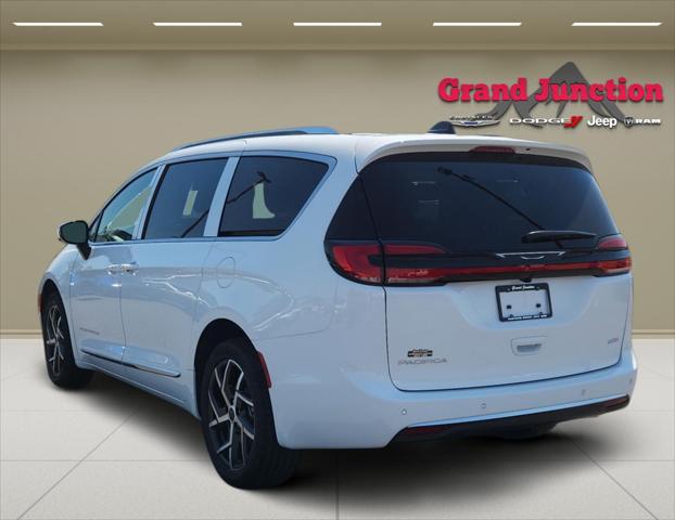 2027 Chrysler Pacifica Pinnacle