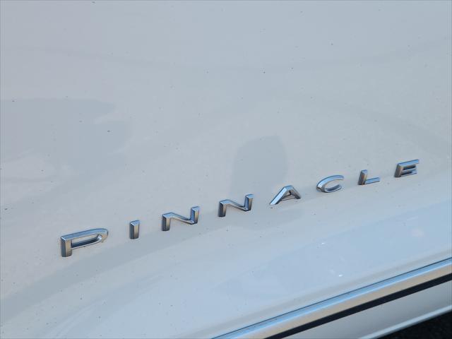 2027 Chrysler Pacifica Pinnacle