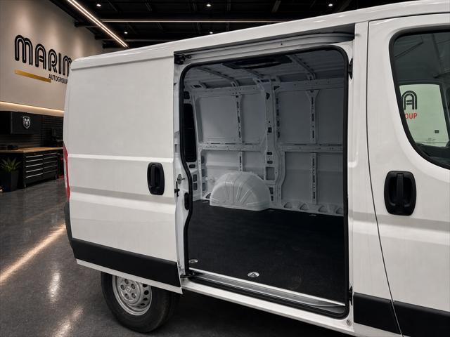 2026 Ram ProMaster Cargo Van Tradesman Low Roof 118 WB w/Pass Seat