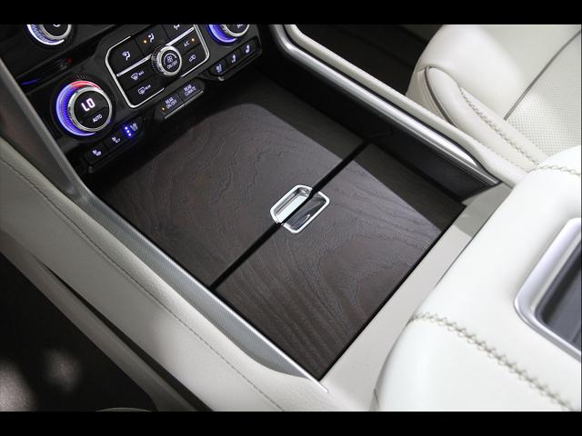 2021 GMC Yukon 4WD Denali