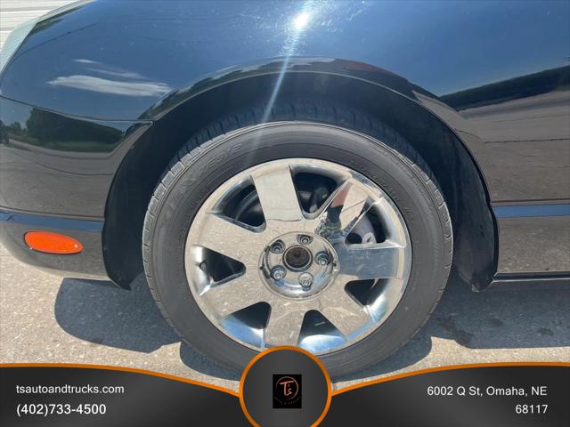 2002 Ford Thunderbird Convertible 2D
