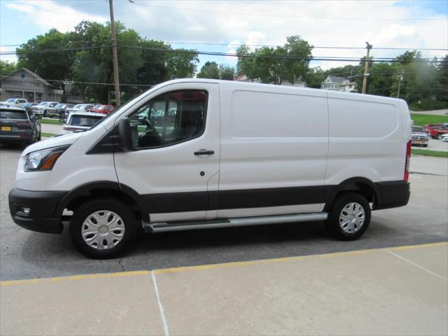 2025 Ford Transit Cargo Van T-250 130 Low Rf 9070 GVWR RWD