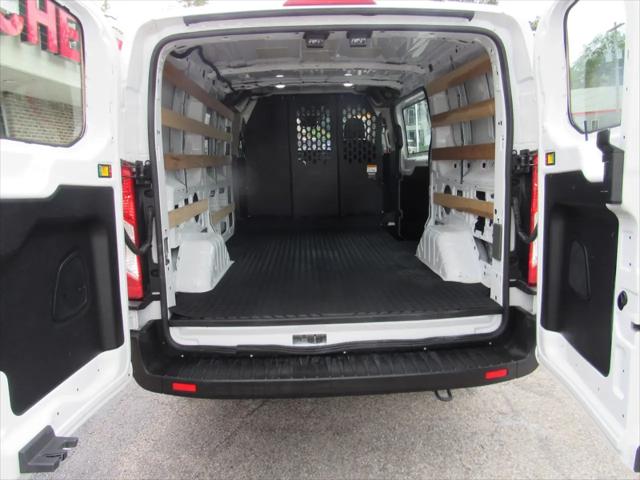 2025 Ford Transit Cargo Van T-250 130 Low Rf 9070 GVWR RWD