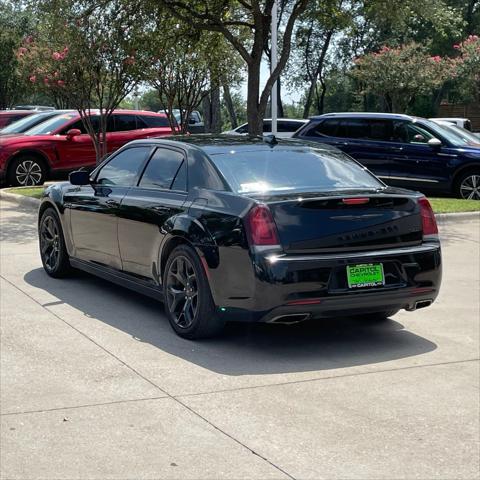 2021 Chrysler 300 Touring