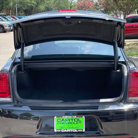 2021 Chrysler 300 Touring