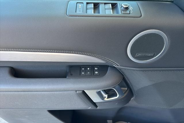 2021 Land Rover Discovery P300 S R-Dynamic