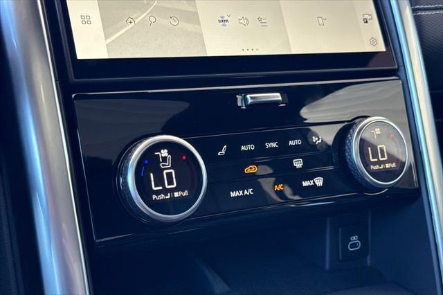 2021 Land Rover Discovery P300 S R-Dynamic
