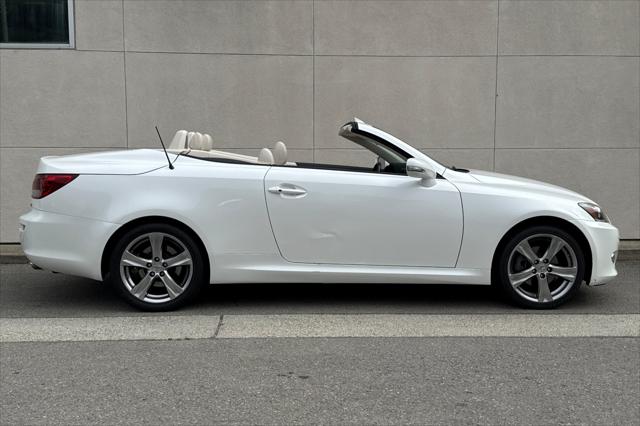 2012 Lexus IS 250C 2dr Conv Auto