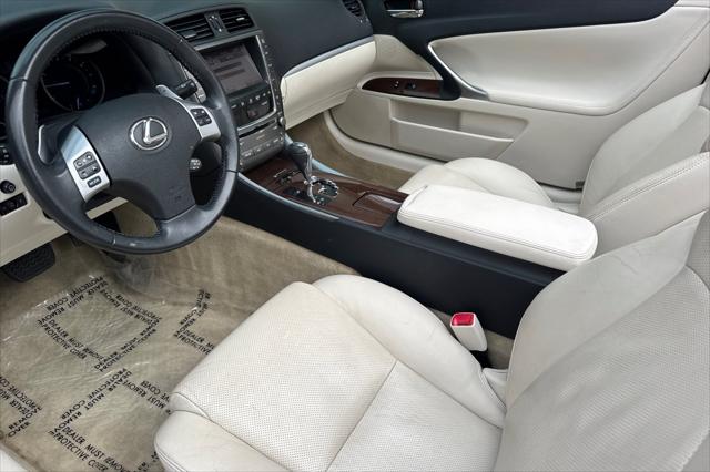2012 Lexus IS 250C 2dr Conv Auto