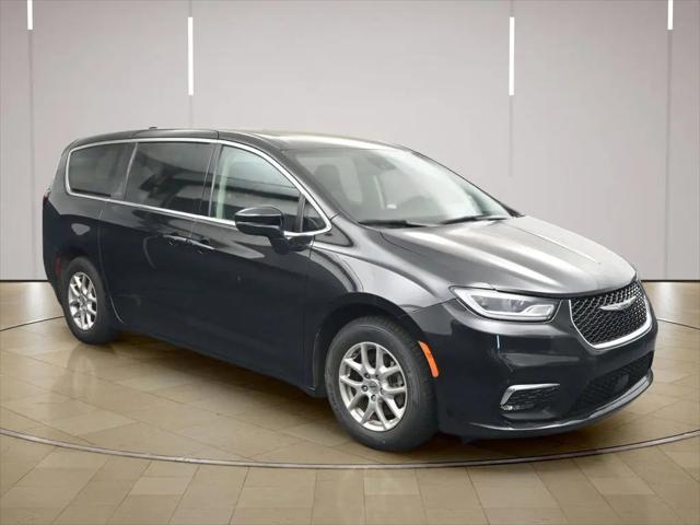 2023 Chrysler Pacifica Touring L for sale in Greenville, SC