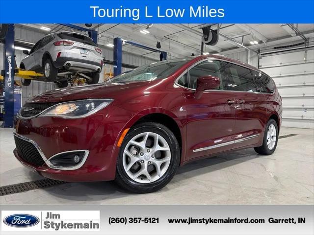 2017 Chrysler Pacifica Touring-L for sale in Garrett, IN
