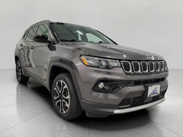2023 Jeep Compass Limited 4x4 for sale in Green Bay, WI