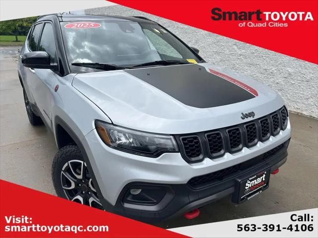 2025 Jeep Compass Trailhawk 4x4 for sale in Davenport, IA