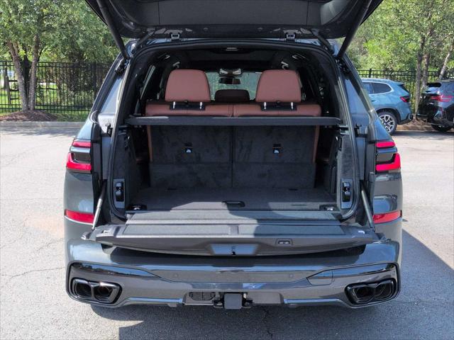 2027 BMW X7 M60i