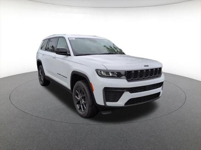 2027 Jeep Grand Cherokee L Laredo Altitude