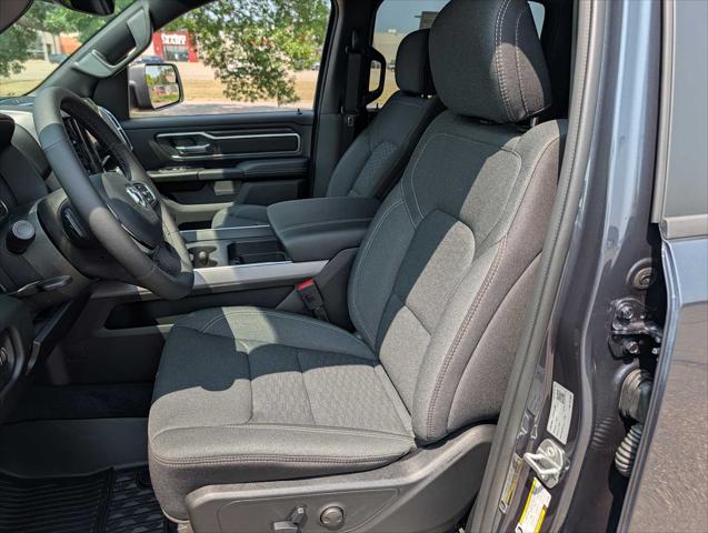 2026 Ram 1500 Big Horn Crew Cab 4x4 5'7" Box