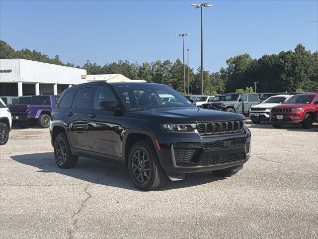 2027 Jeep Grand Cherokee Laredo Altitude 2027 Jeep Grand Cherokee Laredo Altitude