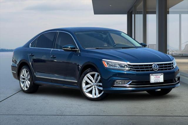 2018 Volkswagen Passat 3.6L V6 SEL Premium