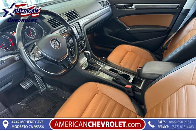 2018 Volkswagen Passat 3.6L V6 SEL Premium