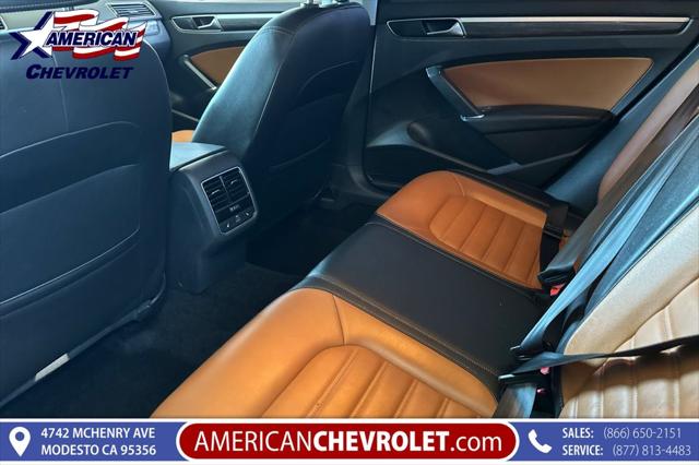 2018 Volkswagen Passat 3.6L V6 SEL Premium