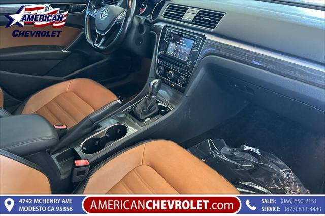 2018 Volkswagen Passat 3.6L V6 SEL Premium