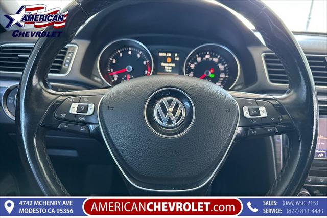 2018 Volkswagen Passat 3.6L V6 SEL Premium