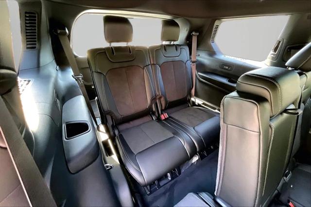 New 2027 Bright White Clear-Coat Paint Jeep Laredo image 21