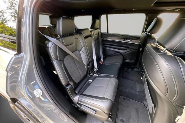 New 2027 Sting-Gray Clear-Coat Paint Jeep Laredo image 19