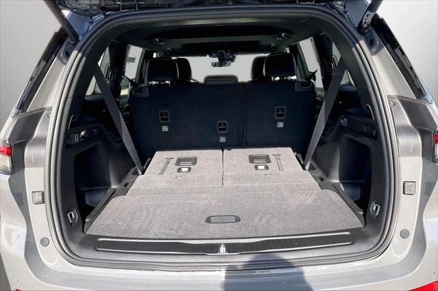 New 2027 Sting-Gray Clear-Coat Paint Jeep Laredo image 23