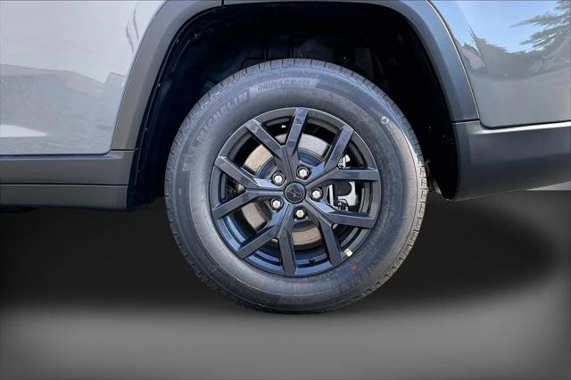 New 2027 Sting-Gray Clear-Coat Paint Jeep Laredo image 32