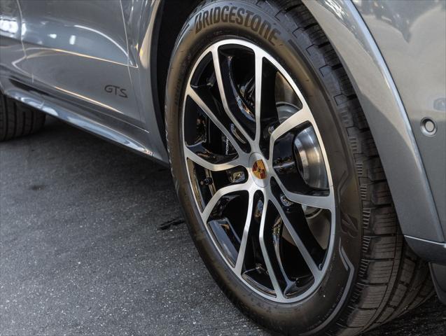 2026 Porsche Cayenne GTS