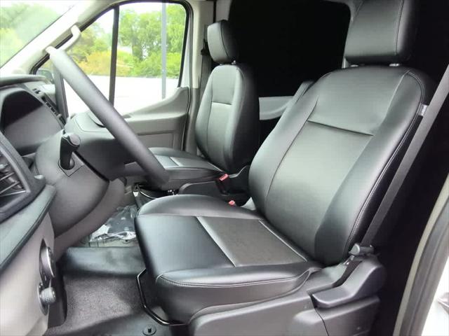 2026 Ford Transit Cargo Van T-250 148 Med Rf 9150 GVWR RWD