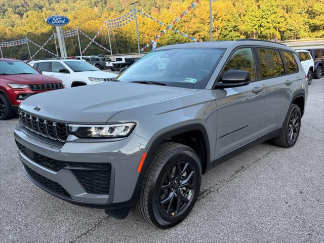 2027 Jeep Grand Cherokee GRAND CHEROKEE L LAREDO ALTITUDE 4X4 2027 Jeep Grand Cherokee GRAND CHEROKEE L LAREDO ALTITUDE 4X4