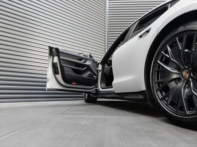 2026 Porsche Taycan GTS