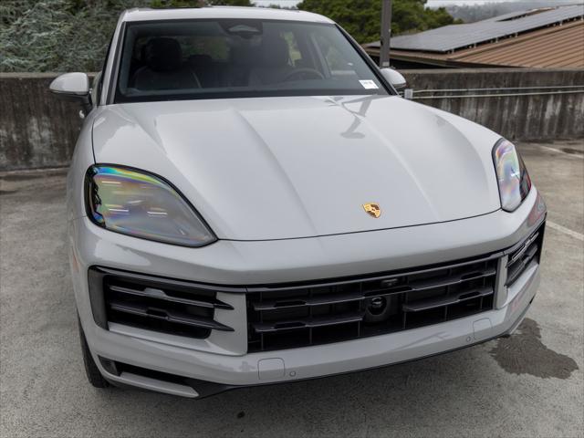 2026 Porsche Cayenne Unknown