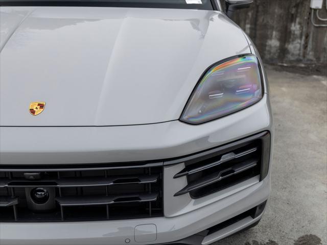 2026 Porsche Cayenne Unknown