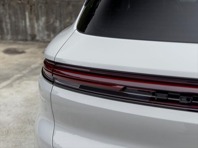 2026 Porsche Cayenne Unknown
