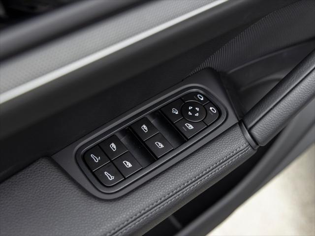 2026 Porsche Cayenne Unknown