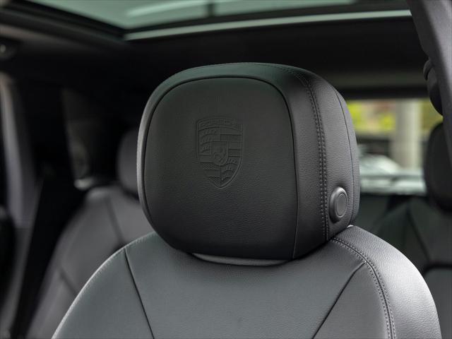 2026 Porsche Cayenne Unknown