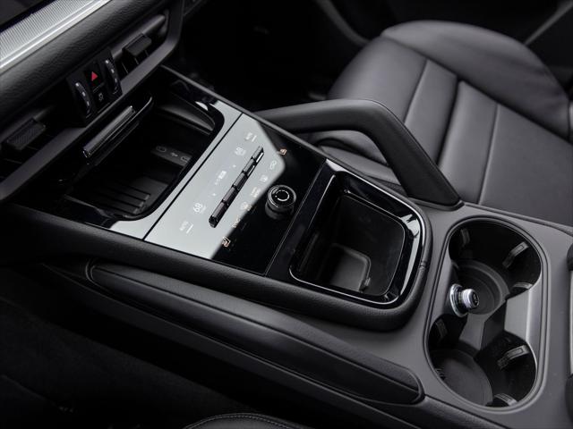 2026 Porsche Cayenne Unknown
