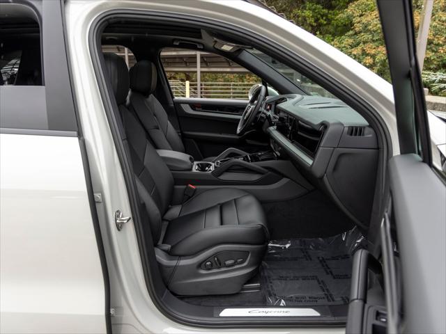 2026 Porsche Cayenne Unknown