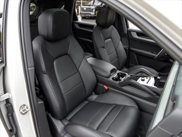 2026 Porsche Cayenne Unknown