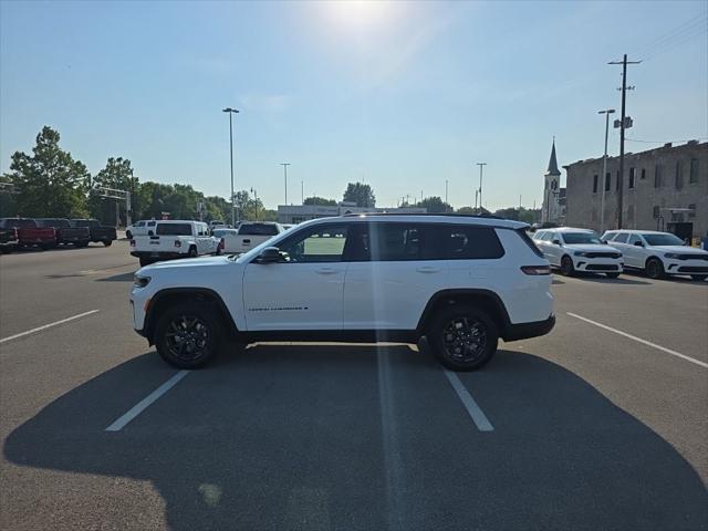 2027 Jeep Grand Cherokee L Laredo Altitude