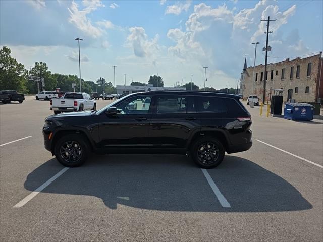 2027 Jeep Grand Cherokee L Laredo Altitude
