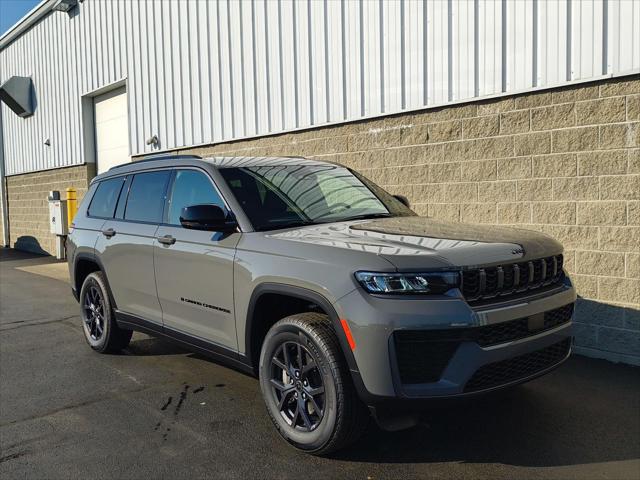 2027 Jeep Grand Cherokee L Laredo Altitude