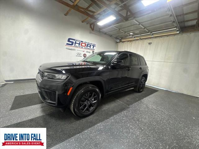 2027 Jeep Grand Cherokee Laredo Altitude 2027 Jeep Grand Cherokee Laredo Altitude